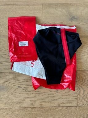 Left On Friday Throwback Bottom Jet Black S